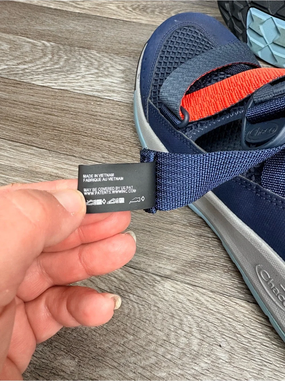 Chaco Men's Odyssey All Terrain Closed Toe Sports Sandal J106467 Navy Sz 8